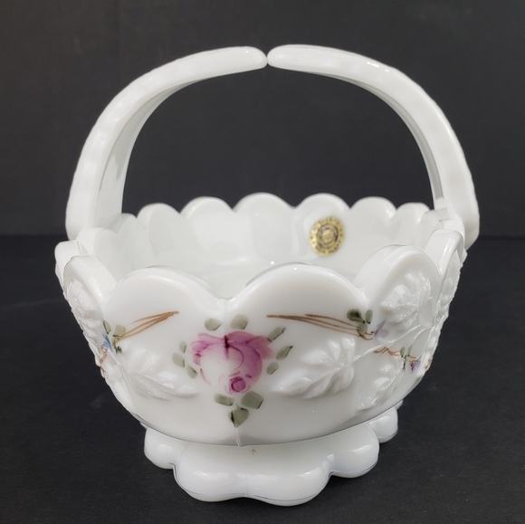 Westmoreland Milk Glass Basket Roses and Blue Vine Grapes Candy Dish Vintage - Picture 5 of 16